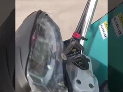 তিনচাকা বাইরের ডিজাইনের সৌন্দর্যের প্রশংসা করুন!